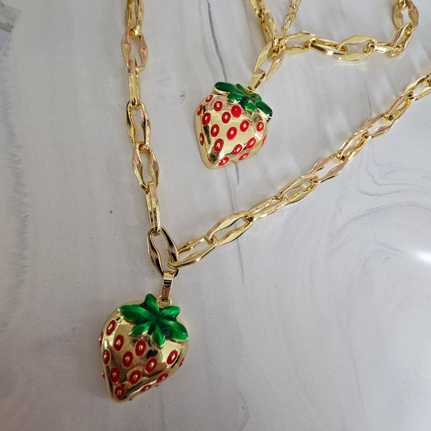 Strawberry Paperclip Set